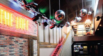 Wingin' It - Comedy at The Loft