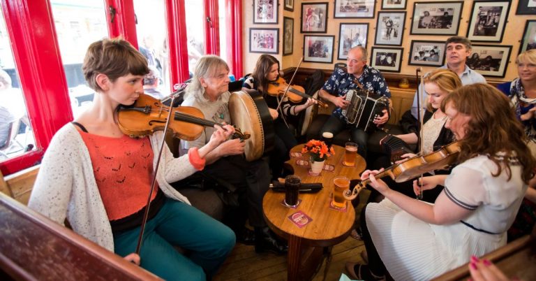 Best Trad Bars for a Music Session in Galway