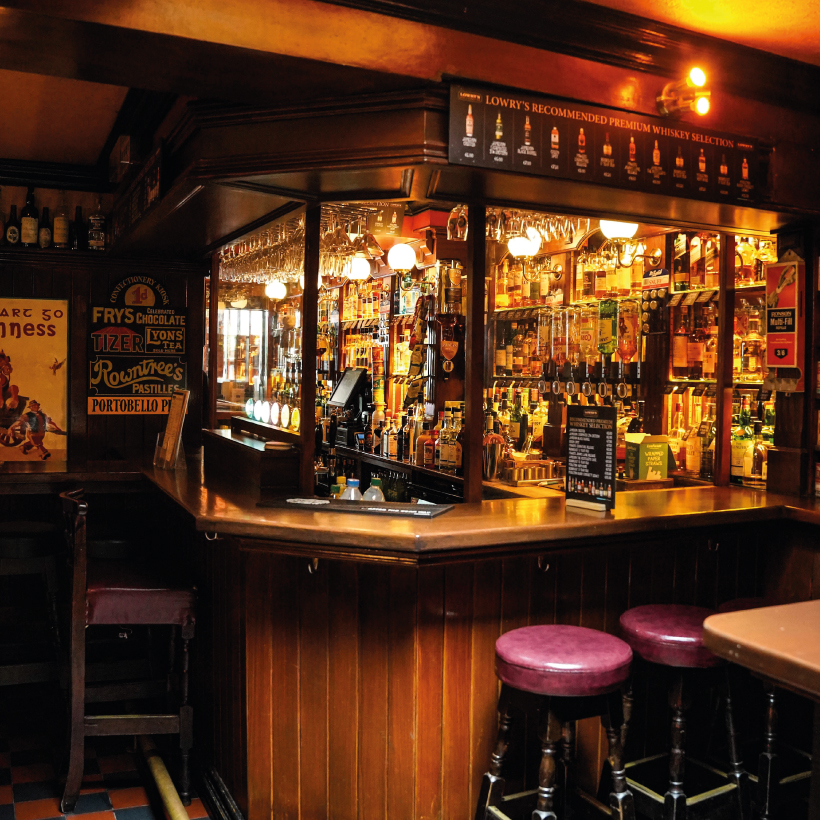 Lowry's Bar Img