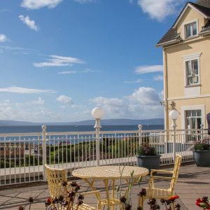A Complete Guide to the best places to Stay in Galway