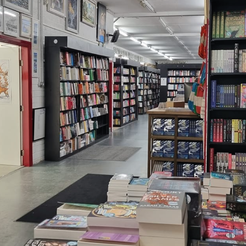 Kennys-Bookshop-9.png