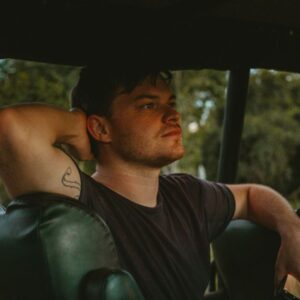 Going Coastal: Strange Brew presents Daithí at Róisín Dubh