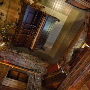 History, Hospitality & One Hell of a Beer Garden - The Hole in the Wall